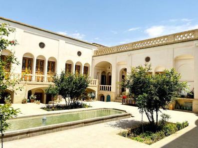 Ashkoob-Kashan_61293