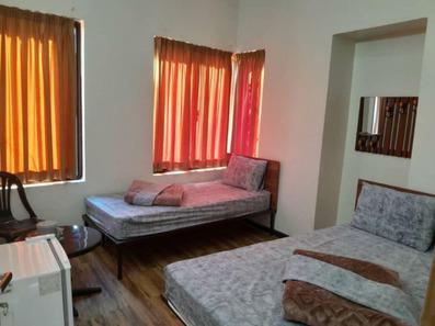 Ferdowsiemam-Tehran_53514