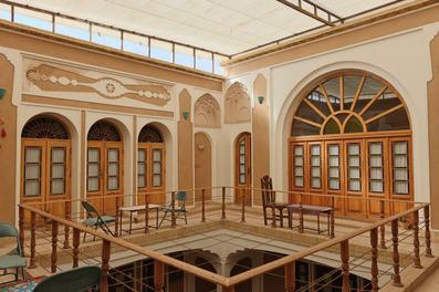 Khanekhatun-Kerman_56006