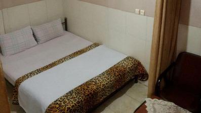 Khayam-Esfahan_52282