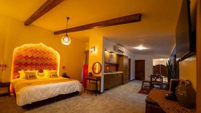 Emarat85-Tehran_55512