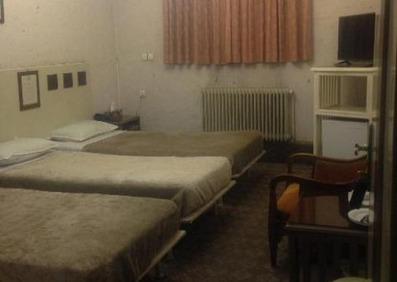 اتاق سه تخته تویین