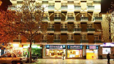 هتل عالی قاپو اصفهان | رزرو هتل با مناسب‌ترین قیمت به‌صورت آنلاین