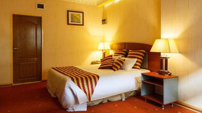 هتل عالی قاپو اصفهان | رزرو آنلاین هتل با پشتیبانی 24 ساعته