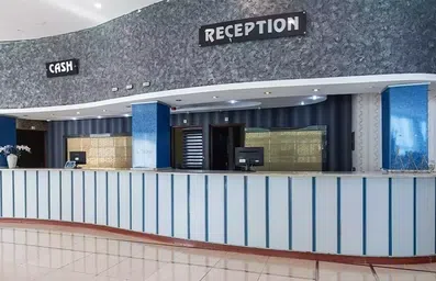 پذیرش و صندوق هتل آرامیس کیش در لابی