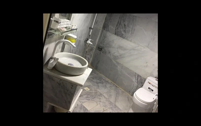 حمام وتوالت فرنگی