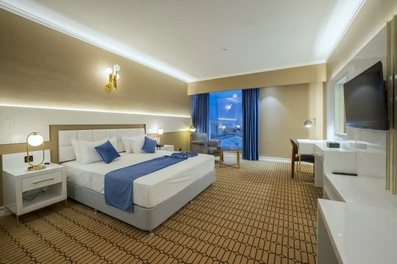 اتاق دو تخته شیک و مینیمال در هتل آسمان رویال کیش