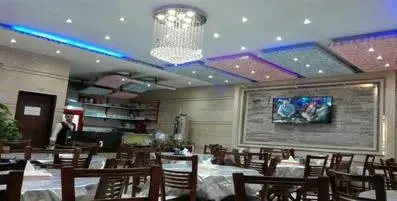 رستوران هتل آتوسا مشهد