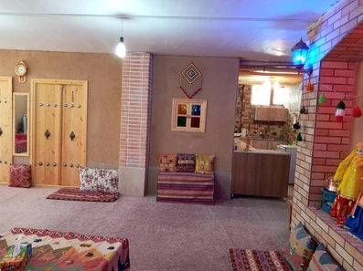 نمای داخل اقامتگاه بوم گردی آوای تالاب بروجن