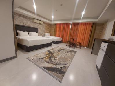 Delgosha-Shiraz_13053