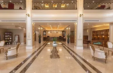 لابی شیک و مبله هتل دیاکو ارومیه
