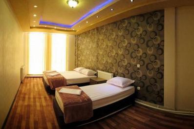 اتاق سه تخته