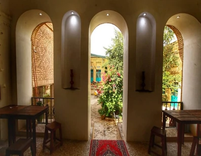 ایوان و فضای استراحت