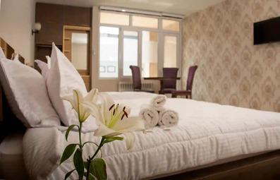 GhasrMarmar-Tabriz_35053