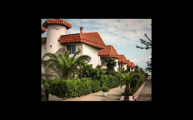 نمای  روز ورودی هتل