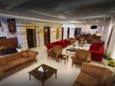 پذیرش و لابی هتل گلسا یزد مشهد