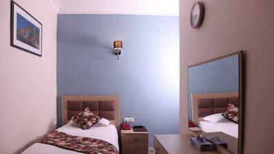 اتاق یک تخته