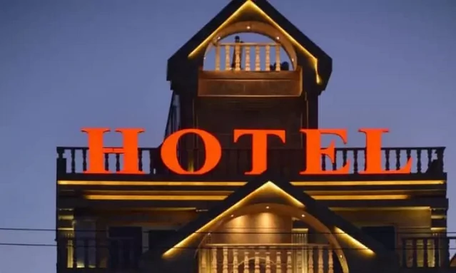 نمای کلی هتل آپارتمان هشت بهشت دماوند