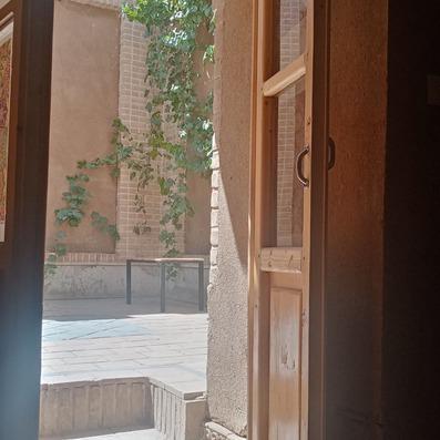 Hashtbehesht-Golpaygan_19886