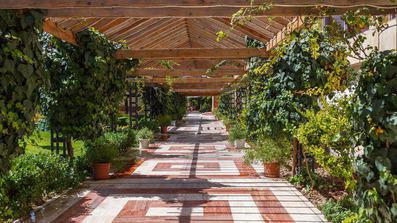 فضای بیرونی 2