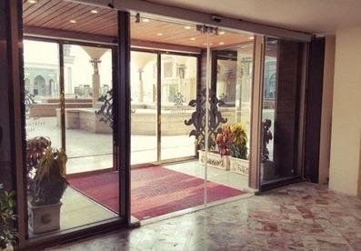 شماره تماس هتل بین المللی قم