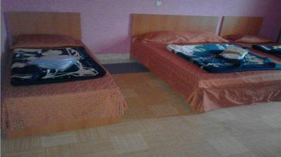 سوئیت یک خوابه سه تخته