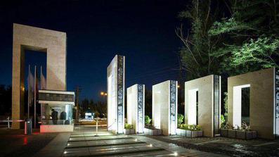 فضای بیرونی 2