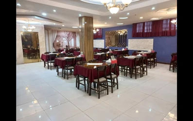 رستوران کوچیک و تمیز