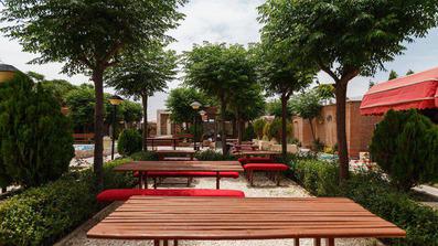 فضای بیرونی 1