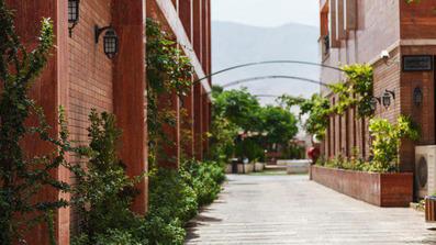 فضای بیرونی 2