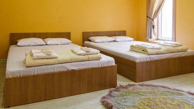 اتاق چهار تخته 1