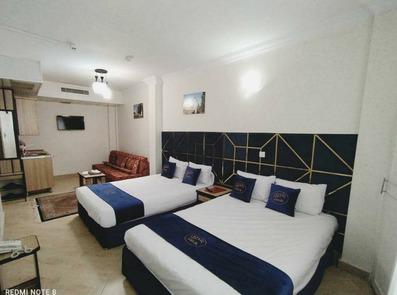 Khanevade-Mashhad_38731