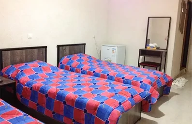 اتاق 3 تخته در هتل البرز لاهیجان