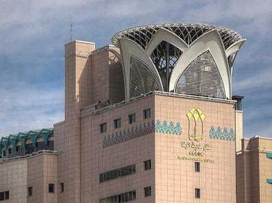 نمای هتل مدینه الرضا مشهد