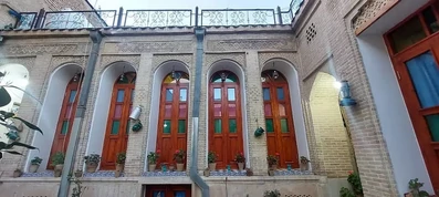 نمای کلی اقامتگاه سنتی ملک تاج شیراز