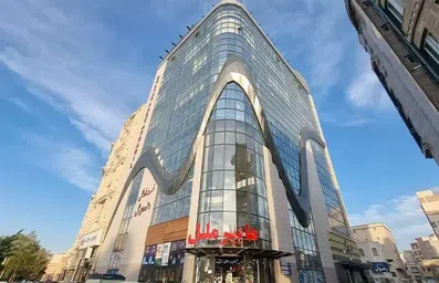 نمای کلی هتل، رستوران و تالار پذیرایی ملل اردبیل