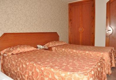 اتاق دو تخته توئین