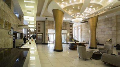 هتل معین فومن | رزرو آنلاین هتل با مناسب‌ترین قیمت