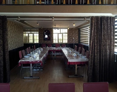 میزناهار خوری  ویژه