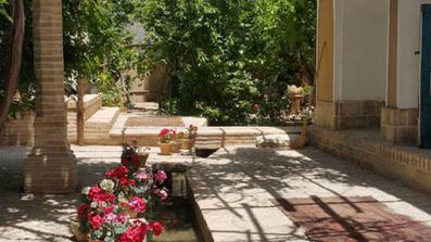 Nematollahi-Mahan_4041