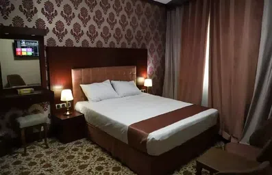 اتاق دو تخته شیک و مجهز در هتل نیایش مشهد