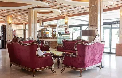 لابی هتل پارمیدا کیش