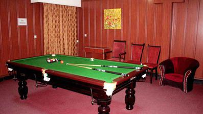 سالن بیلیارد