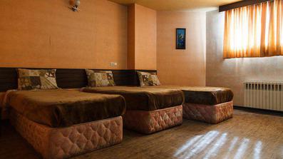 اتاق سه تخته 3