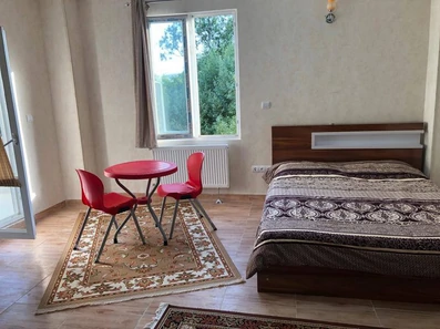 اتاق خواب دوتخته دبل هتل سالار دیلمان سیاهکل مشخصات اقامتگاه عکس ها و فایل 360 اقامتگاه