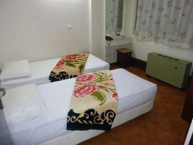 اتاق دو تخته توئین