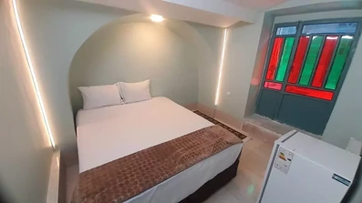 اتاق دو تخته دبل اقامتگاه بومگردی سووشون شیراز