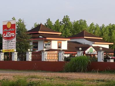 نمای بیرونی مجتمع اقامتی مهرگان صومعه‌سرا 2