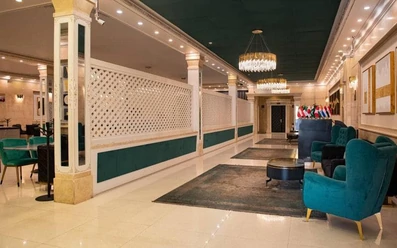 لابی هتل ونوس قم