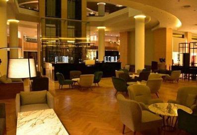 لابی هتل ونوس پلاس چالوس | رزرو هتل با منصفانه‌ترین قیمت